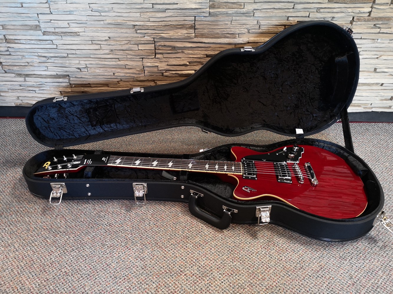 Duesenberg Bonneville Cherry Red – Bild 3