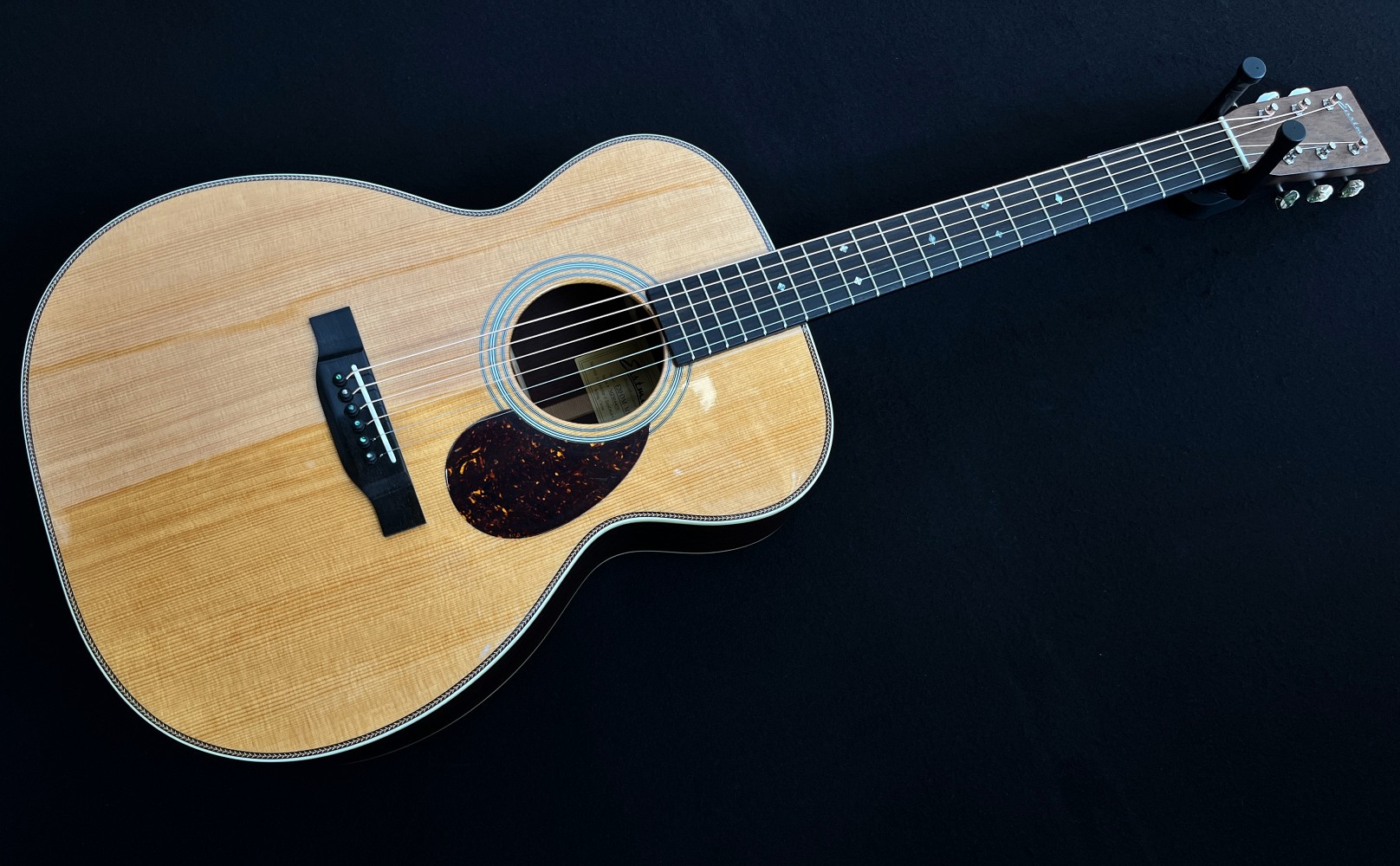 Eastman E20OM-MR-TC31000