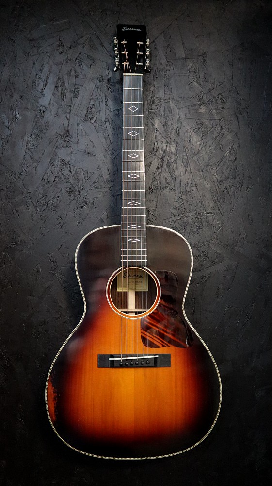 Eastman E20OOSS/v
